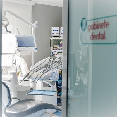 Casos en los que comenzar un tratamiento con implantes dentales