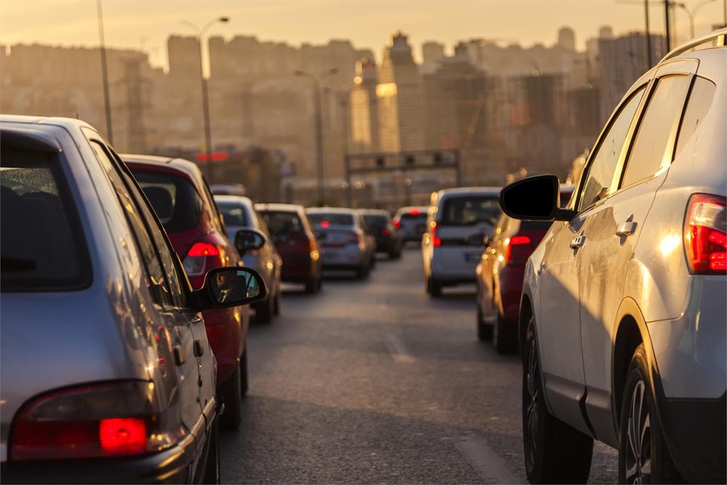 Razones por las que hay más accidentes de tráfico en verano 