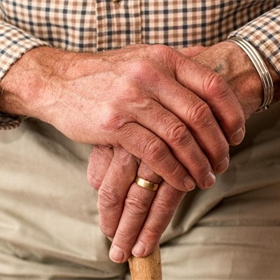 ¿Sufres artrosis? Reduce el dolor con sesiones de fisioterapia